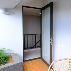 TOSTEM-DOOR-BINTARO-12102024-TERBUKA